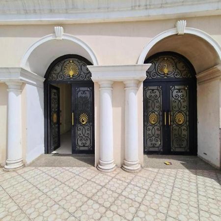 Lord Krishna Place Vrindāvan Εξωτερικό φωτογραφία